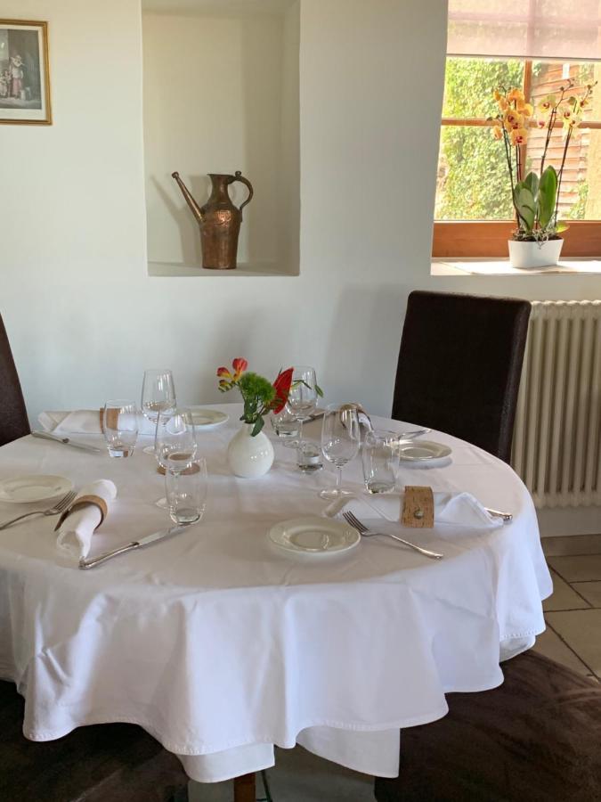 Le Chateau De Vuissens Hotel Luaran gambar