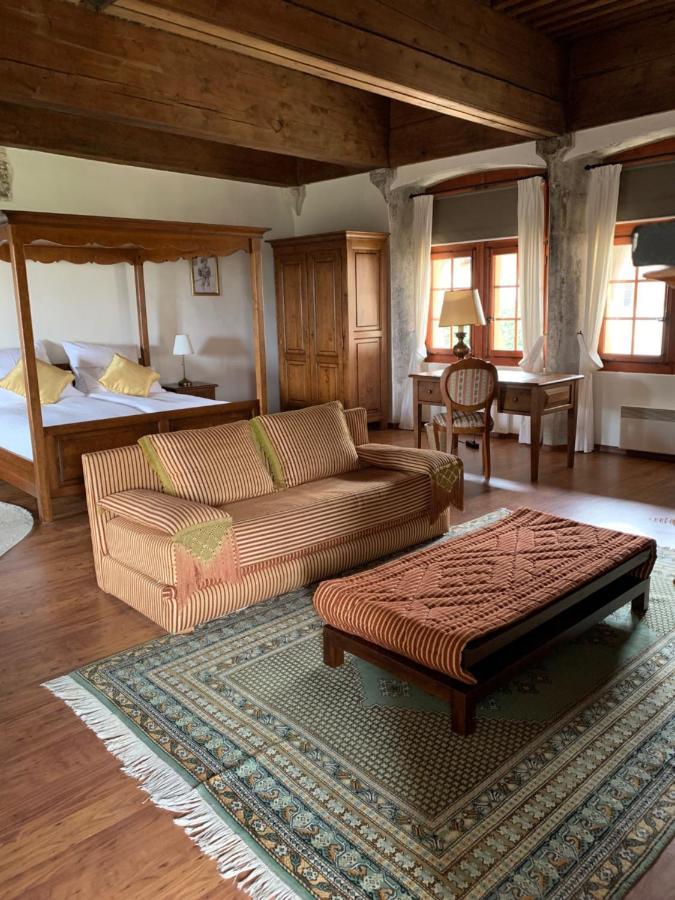 Le Chateau De Vuissens Hotel Luaran gambar